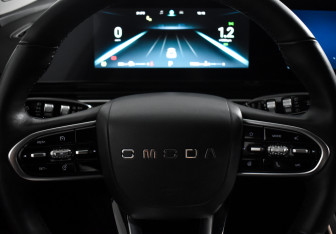 Подержанный автомобиль Omoda C5 2023 года (16 фото)