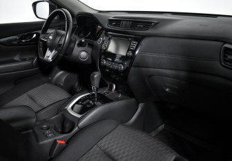 Подержанный автомобиль Nissan X-Trail 2019 года (13 фото)