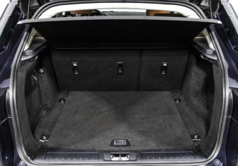 Подержанный автомобиль Land Rover Range Rover Evoque 2018 года (19 фото)