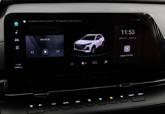 Подержанный автомобиль Changan UNI-S 2024 года (18 фото)