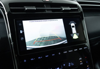 Подержанный автомобиль Hyundai Tucson 2022 года (15 фото)