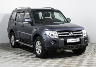 Подержанный автомобиль Mitsubishi Pajero 2008 года (3 фото)