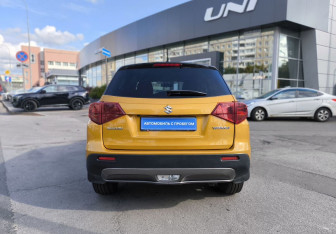 Подержанный автомобиль Suzuki Vitara 2019 года (5 фото)