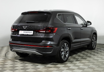 Подержанный автомобиль Jetta VS5 2023 года (5 фото)