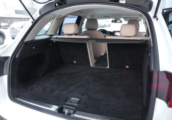 Подержанный автомобиль Mercedes-Benz GLC Coupe 2018 года (30 фото)