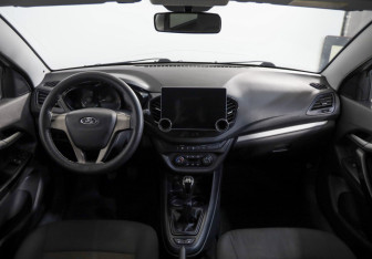 Подержанный автомобиль LADA (ВАЗ) Vesta Sedan 2017 года (9 фото)