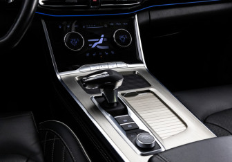 Подержанный автомобиль Exeed VX 2021 года (13 фото)