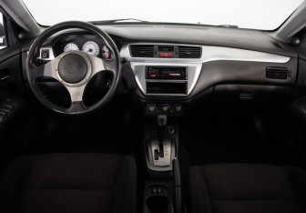 Подержанный автомобиль Mitsubishi Lancer Sedan 2007 года (9 фото)