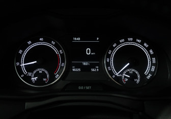 Подержанный автомобиль Skoda Rapid Liftback 2020 года (12 фото)