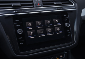 Подержанный автомобиль Volkswagen Tiguan 2019 года (14 фото)