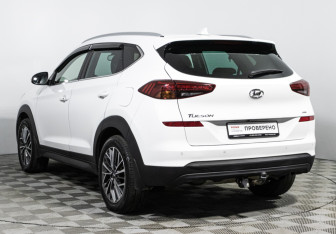 Подержанный автомобиль Hyundai Tucson 2020 года (7 фото)