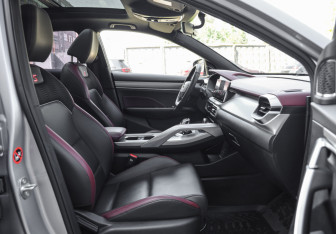 Подержанный автомобиль Geely Coolray 2020 года (27 фото)
