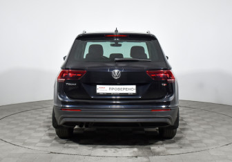 Подержанный автомобиль Volkswagen Tiguan 2018 года (6 фото)