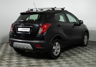 Подержанный автомобиль Opel Mokka 2014 года (5 фото)