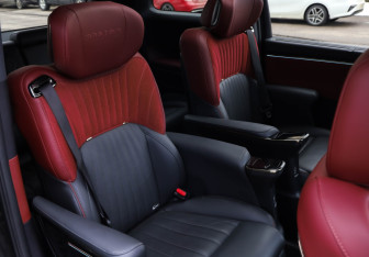 Подержанный автомобиль GAC M8 2024 года (28 фото)