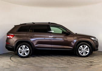 Подержанный автомобиль Skoda Kodiaq 2019 года (4 фото)