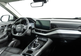 Подержанный автомобиль Haval F7 2022 года (9 фото)