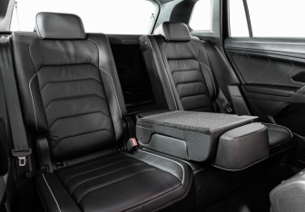 Подержанный автомобиль Volkswagen Tiguan 2021 года (30 фото)