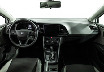 Подержанный автомобиль SEAT Leon Hatchback 2014 года (13 фото)