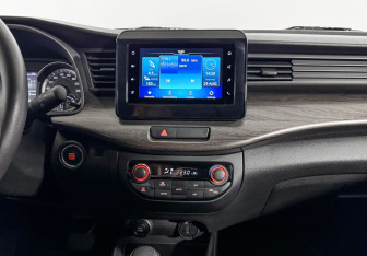 Подержанный автомобиль Suzuki Ertiga 2022 года (17 фото)