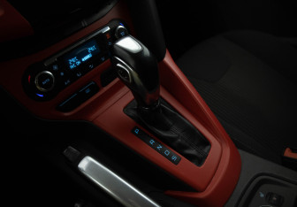 Подержанный автомобиль Ford Focus Hatchback 2012 года (12 фото)