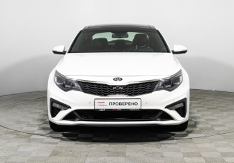 Подержанный автомобиль Kia Optima Sedan 2018 года (2 фото)