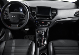 Подержанный автомобиль Hyundai Solaris Sedan 2020 года (15 фото)
