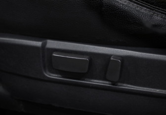 Подержанный автомобиль Mitsubishi Outlander 2012 года (17 фото)