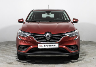 Подержанный автомобиль Renault Arkana 2019 года (2 фото)