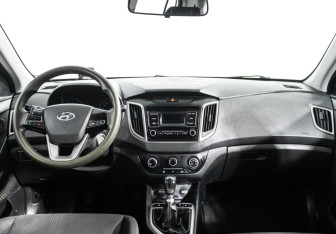 Подержанный автомобиль Hyundai Creta 2020 года (12 фото)