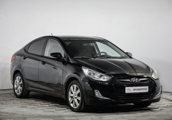 Подержанный автомобиль Hyundai Solaris Sedan 2012 года (3 фото)