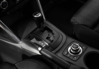 Подержанный автомобиль Mazda CX-5 2013 года (11 фото)