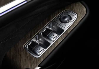 Подержанный автомобиль Tank 500 2023 года (18 фото)