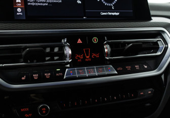 Подержанный автомобиль BMW X3 2021 года (17 фото)