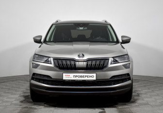Подержанный автомобиль Skoda Karoq 2021 года (2 фото)
