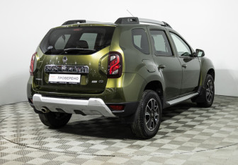 Подержанный автомобиль Renault Duster 2018 года (4 фото)