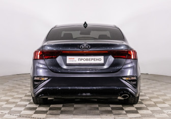 Подержанный автомобиль Kia Forte Sedan 2019 года (6 фото)