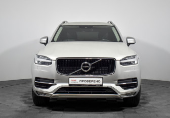 Подержанный автомобиль Volvo XC90 2019 года (2 фото)