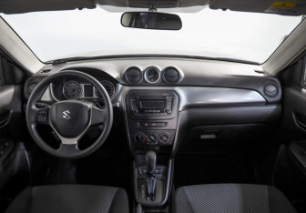 Подержанный автомобиль Suzuki Vitara 2016 года (9 фото)