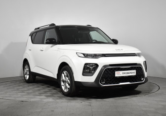 Подержанный автомобиль Kia Soul 2022 года (3 фото)