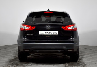 Подержанный автомобиль Nissan Qashqai 2018 года (6 фото)