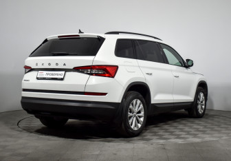 Подержанный автомобиль Skoda Kodiaq 2021 года (5 фото)