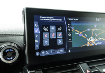 Подержанный автомобиль Toyota Land Cruiser Suv 2021 года (19 фото)