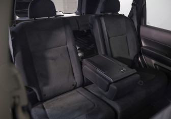 Подержанный автомобиль Nissan X-Trail 2012 года (19 фото)