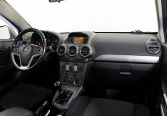 Подержанный автомобиль Opel Antara 2008 года (9 фото)