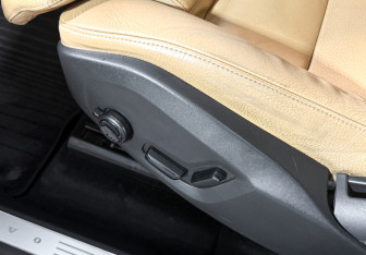 Подержанный автомобиль Volvo XC90 2015 года (11 фото)