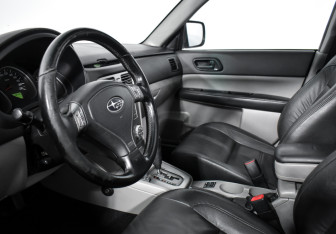 Подержанный автомобиль Subaru Forester Suv 2007 года (9 фото)