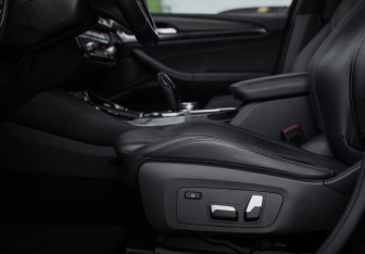 Подержанный автомобиль BMW X3 2019 года (29 фото)