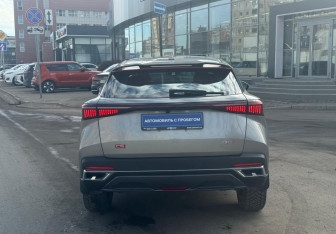 Подержанный автомобиль Omoda C5 2023 года (5 фото)