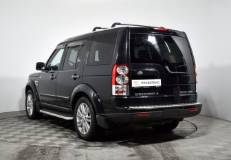 Подержанный автомобиль Land Rover Discovery 2012 года (7 фото)